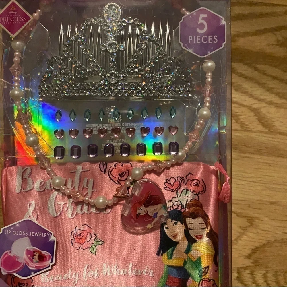 Disney Princess Collection Jewelry Necklace Tiara Hair Clip NEW Lip Gloss Bag